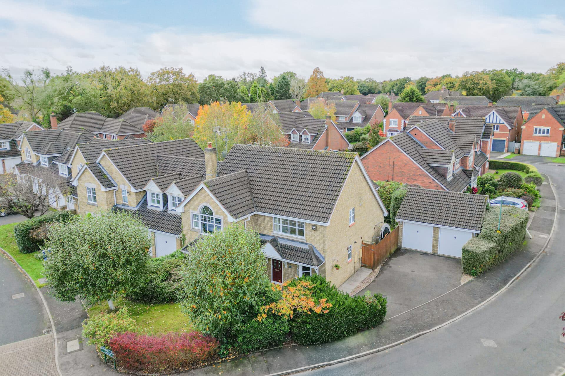 Glendon Way, Dorridge, Solihull, B93 8SY