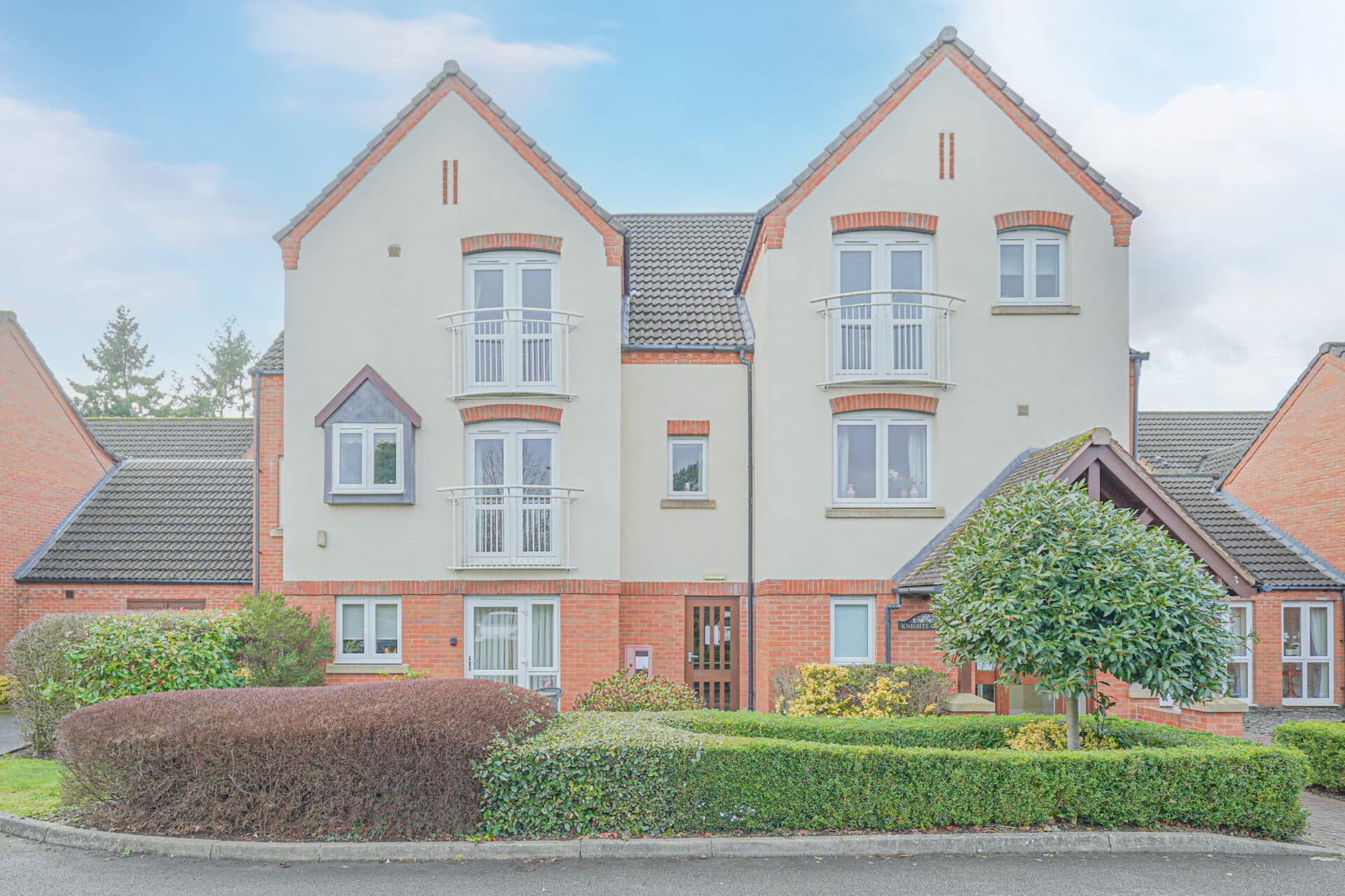 Apartment 1, 550 Kenilworth Road, Coventry, Balsall Common, CV7 7DQ