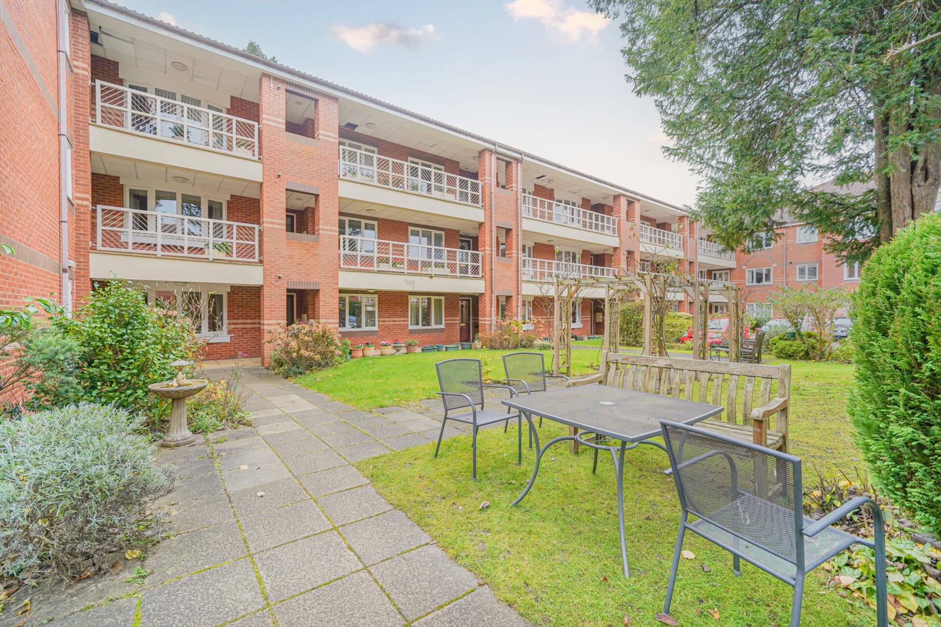 Flat 43, Dove House Court Grange Road, Solihull, Solihull, B91 1EW