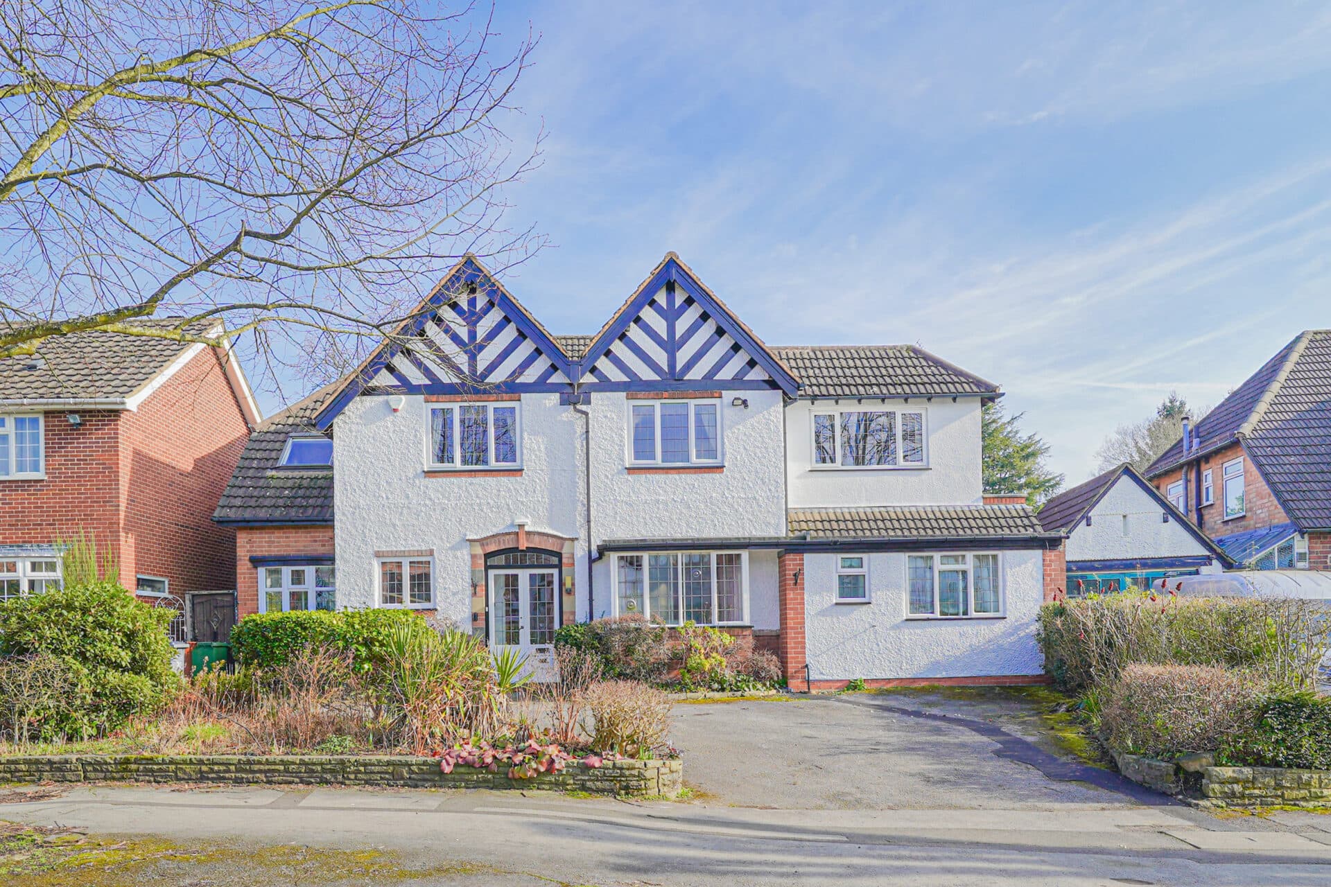 The Crescent, Solihull, Solihull, B91 1JP