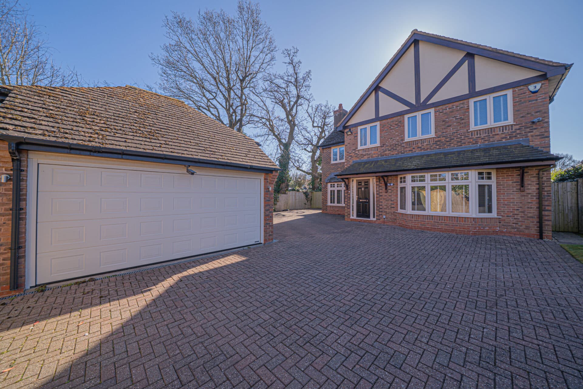 Brightwell Crescent, Dorridge, Solihull, Solihull, B93 8HF