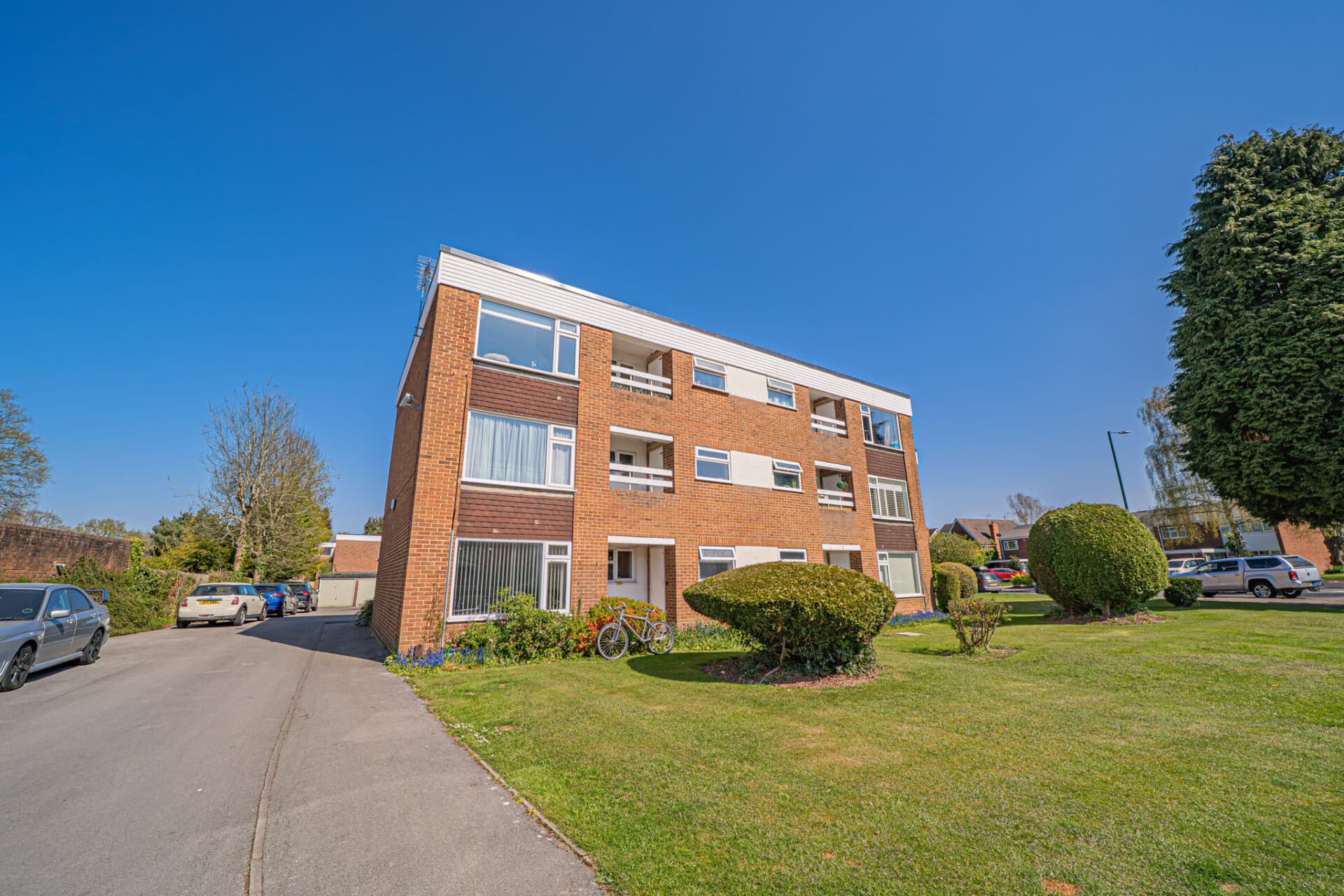 Flat 9, St. Gerards Court St. Gerards Road, Solihull, Solihull, B91 1TY
