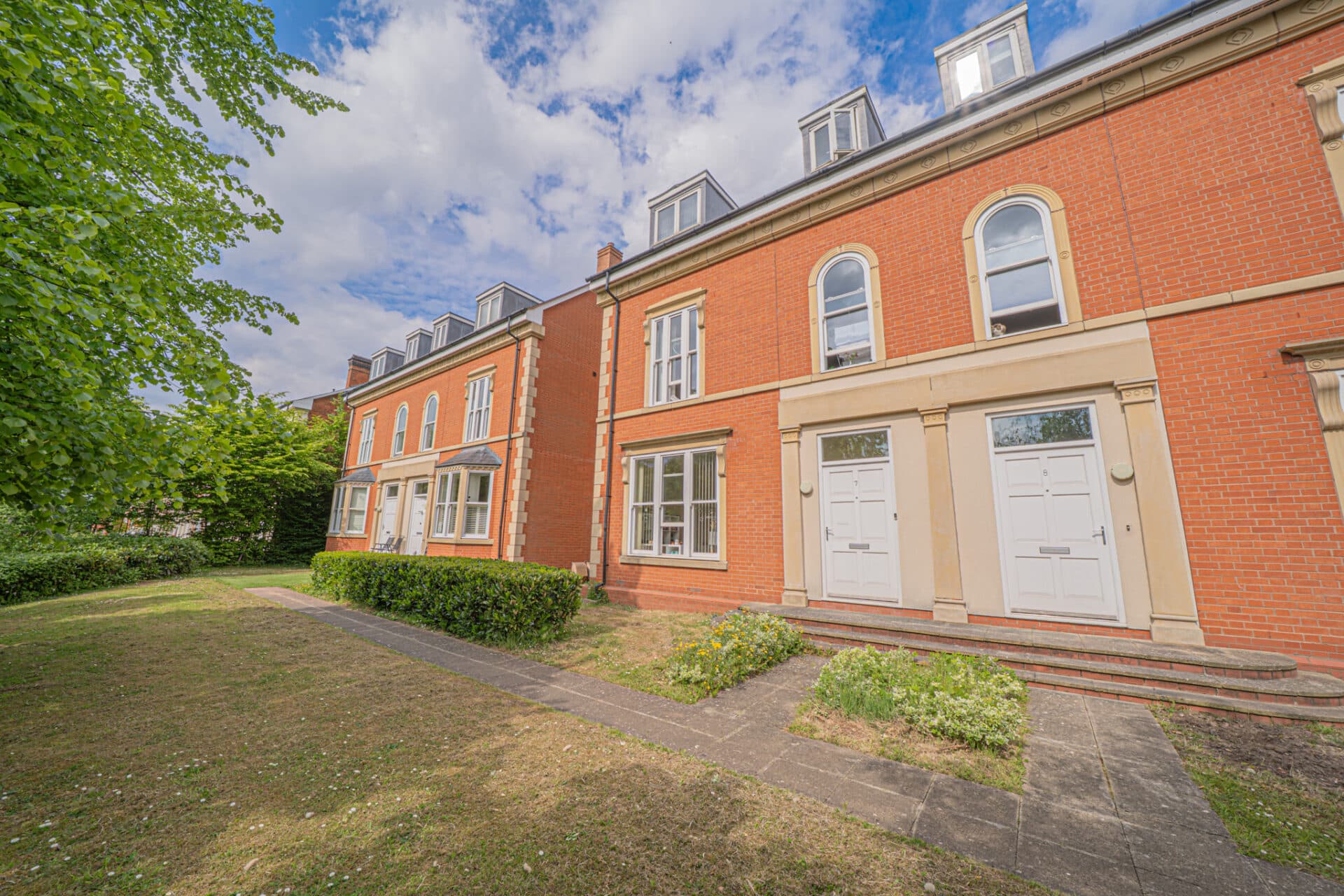 45% Shared Ownership, Apt 7, 137 Warwick Road, Solihull, B92 7HT