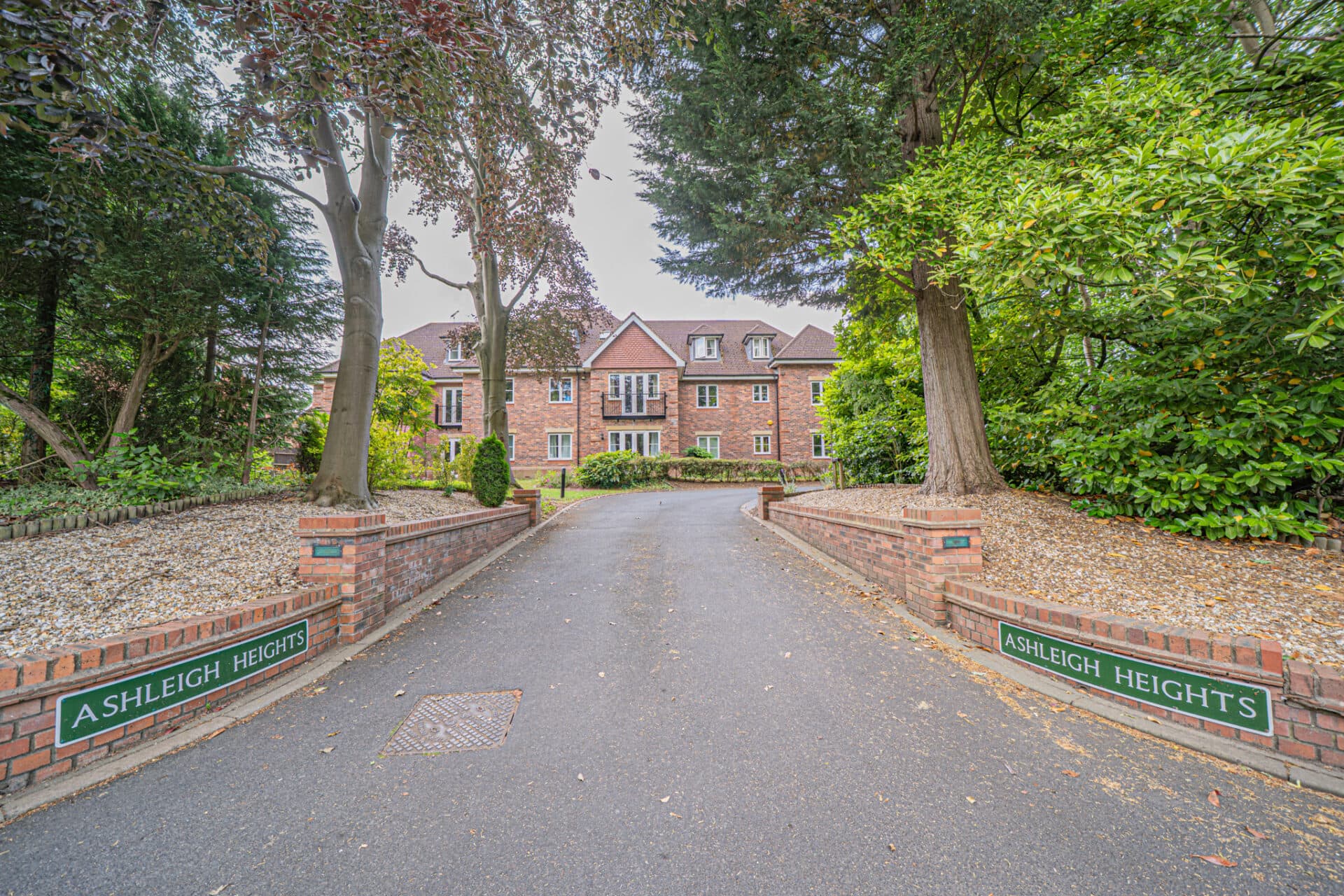 Apartment 6, Ashleigh Heights, Solihull, 514 Warwick Road, B91 1AG