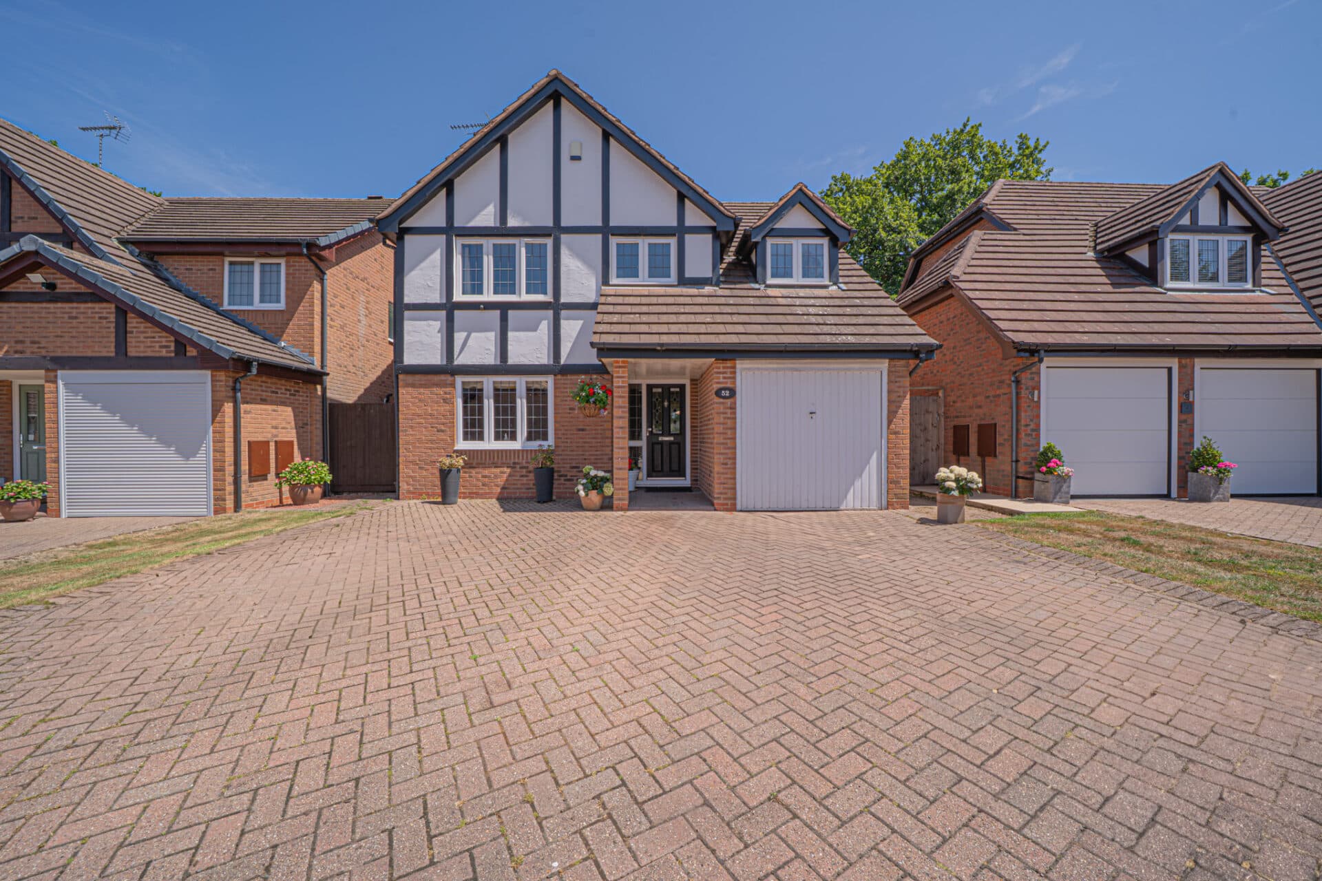 Manor Road, Dorridge, Solihull, Solihull, B93 8HZ