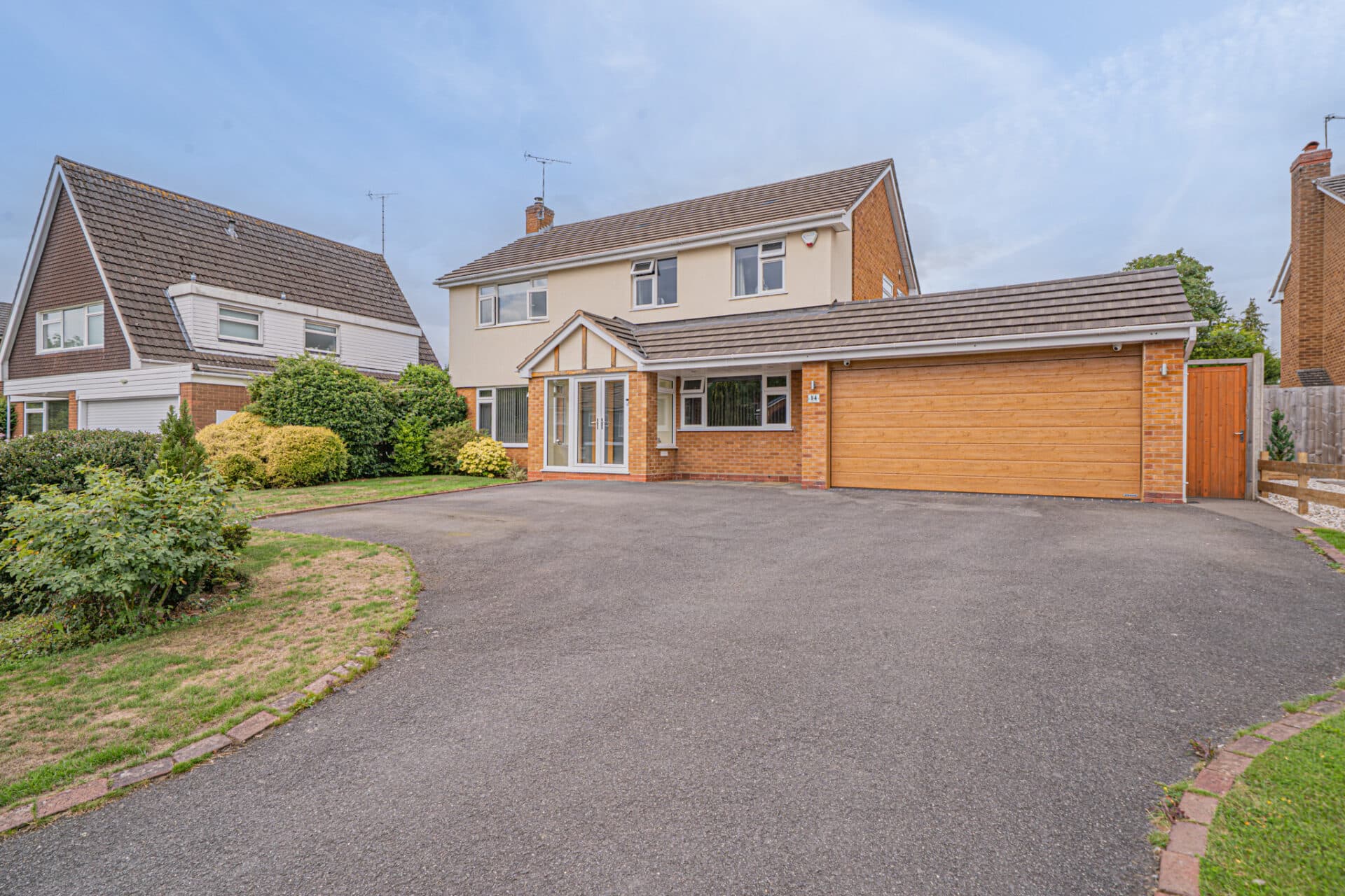 Warren Drive, Dorridge, Solihull, Solihull, B93 8JY