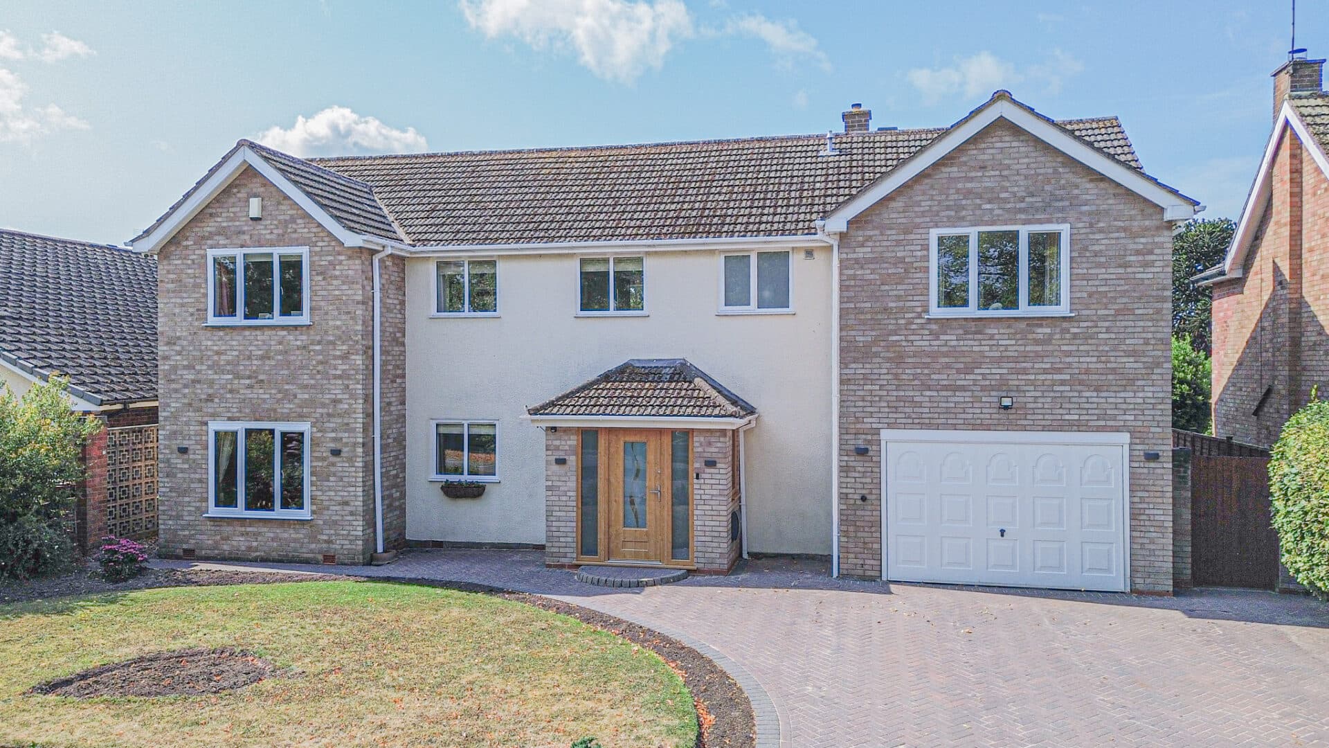 The White House, 72 Balsall Street East, Balsall Common, Coventry, CV7 7FT
