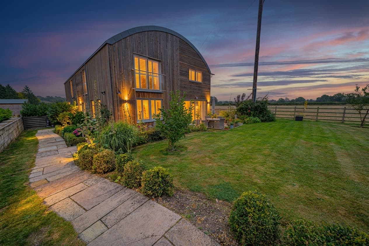 The Dutch Barn, Stripes Hill Farm Warwick Road, Solihull, Knowle, B93 0DS