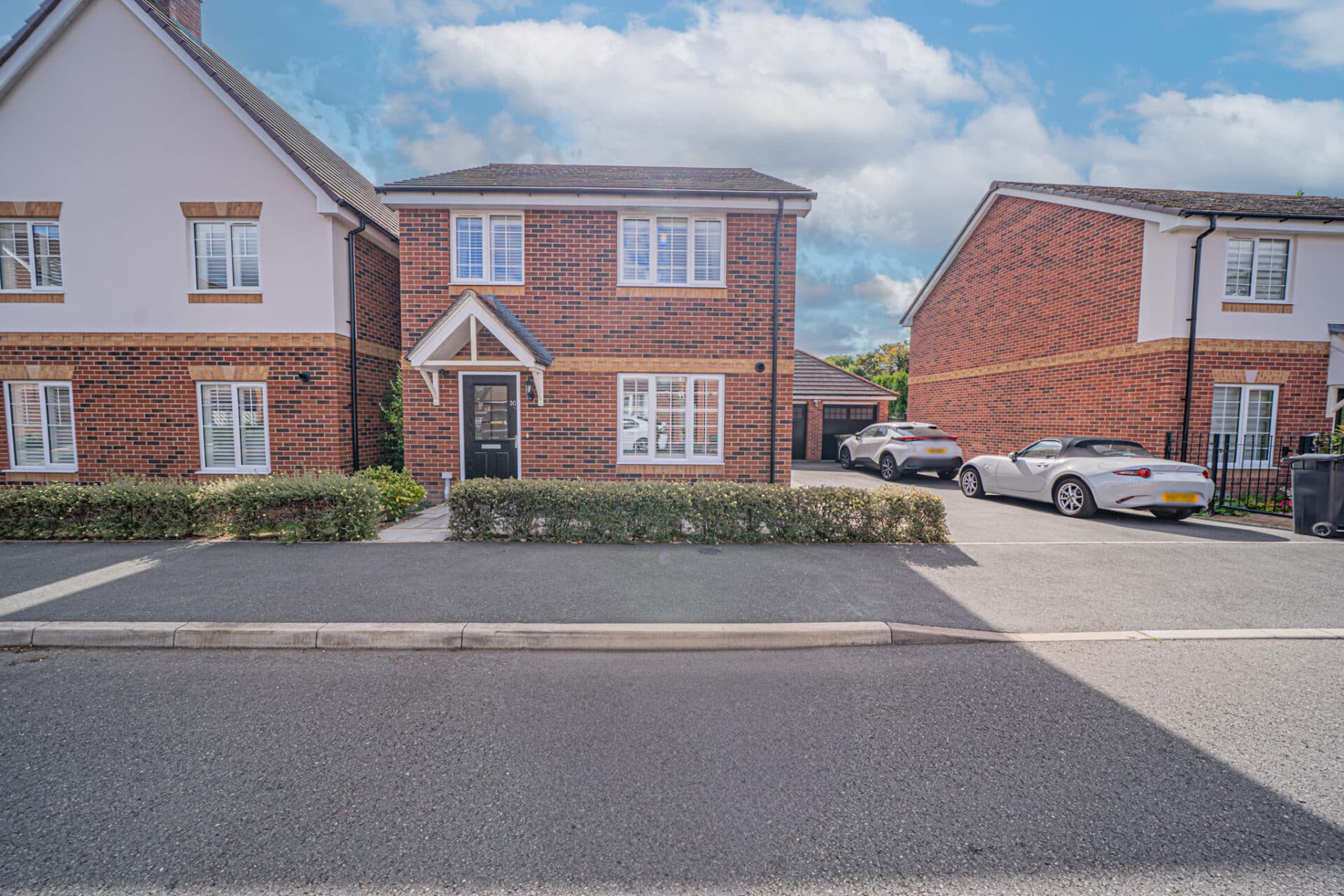 Barton Drive, Knowle, Solihull, Solihull, B93 0PE