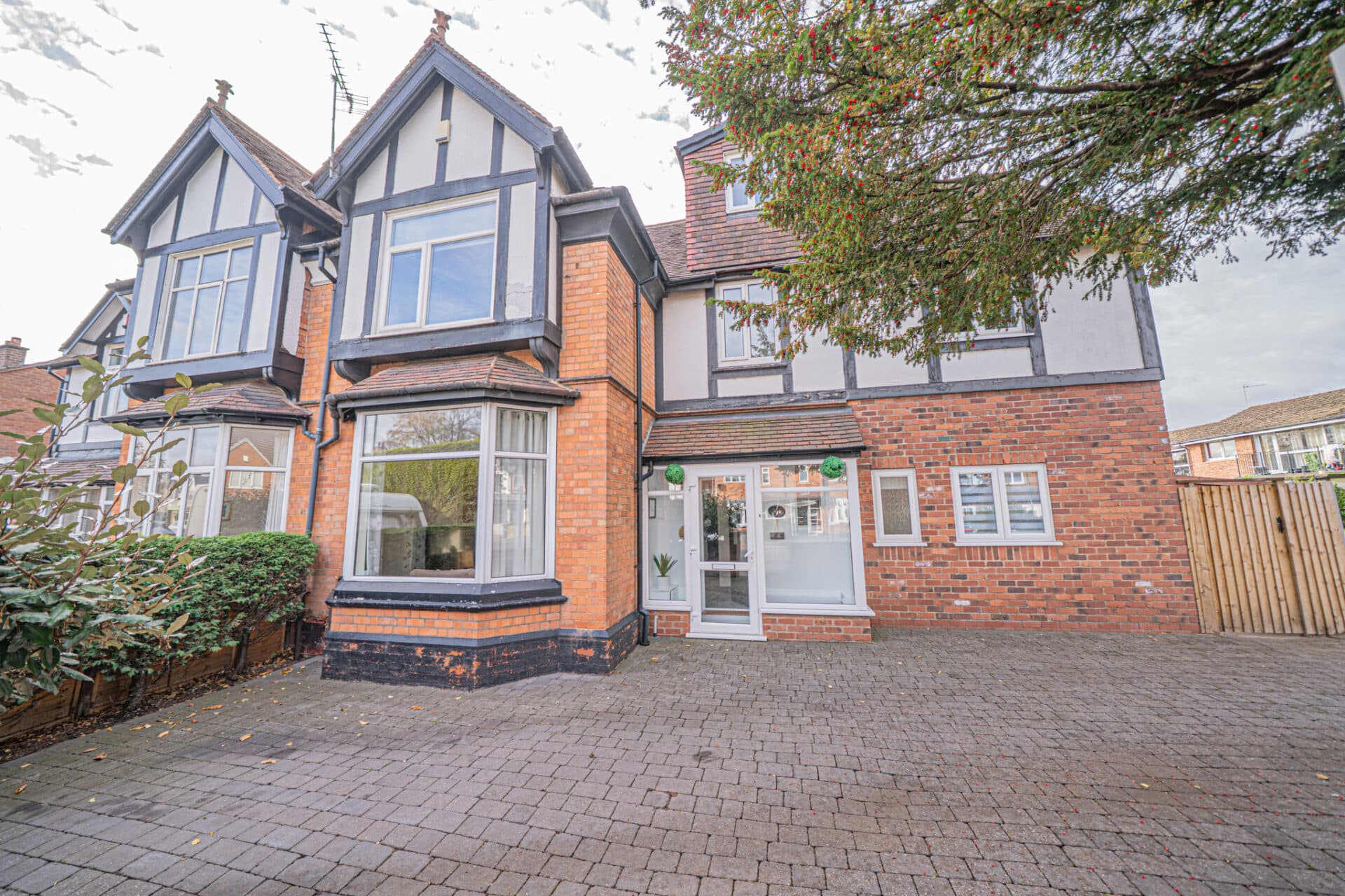 Longmore Road, Shirley, Solihull, Solihull, B90 3EU