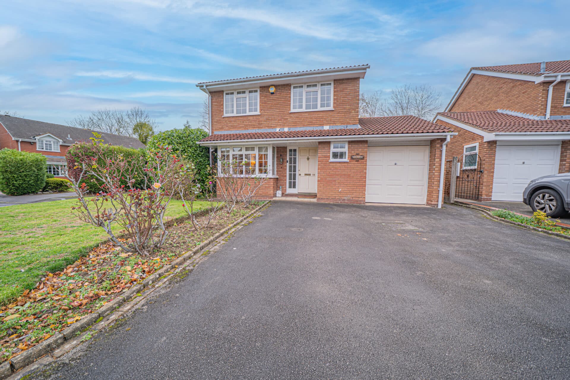 Stonebow Avenue, Solihull, Solihull, B91 3UP