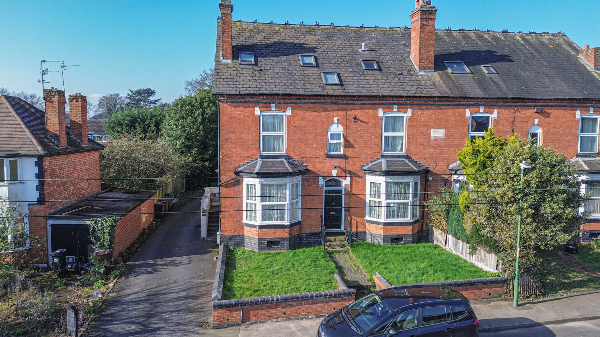 Elmdon Road, Marston Green, Birmingham, Birmingham, B37 7BU