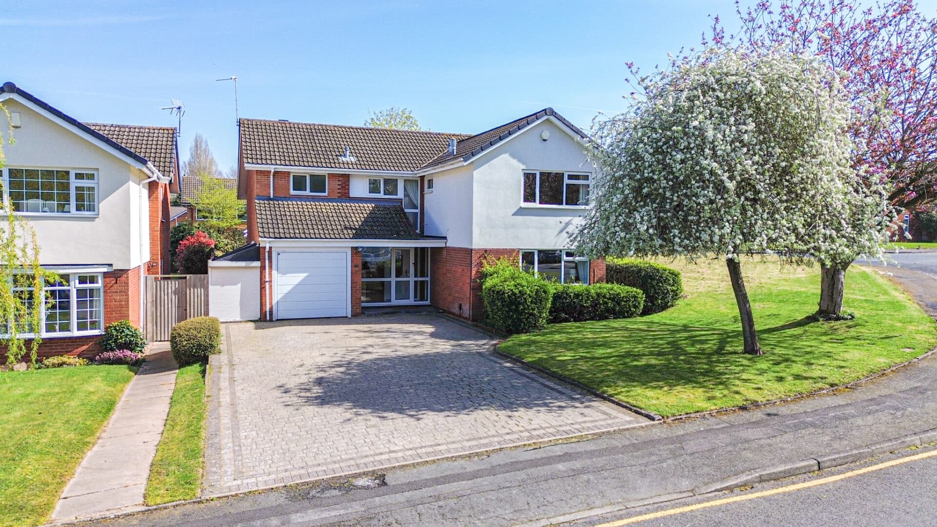 Whitefields Crescent, Solihull, Solihull, B91 3NU