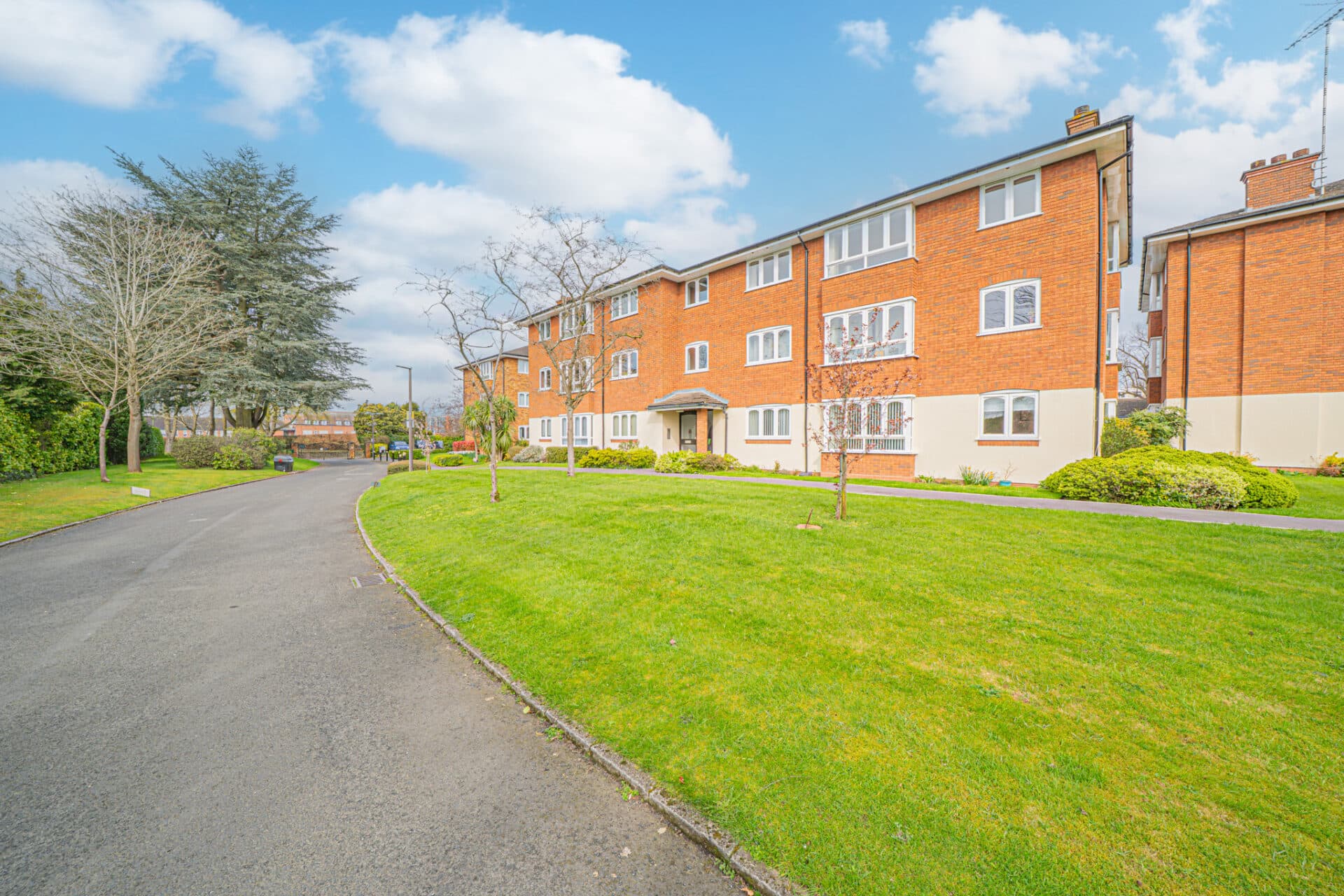 Queens Court Alderham Close, Solihull, Solihull, B91 2PR
