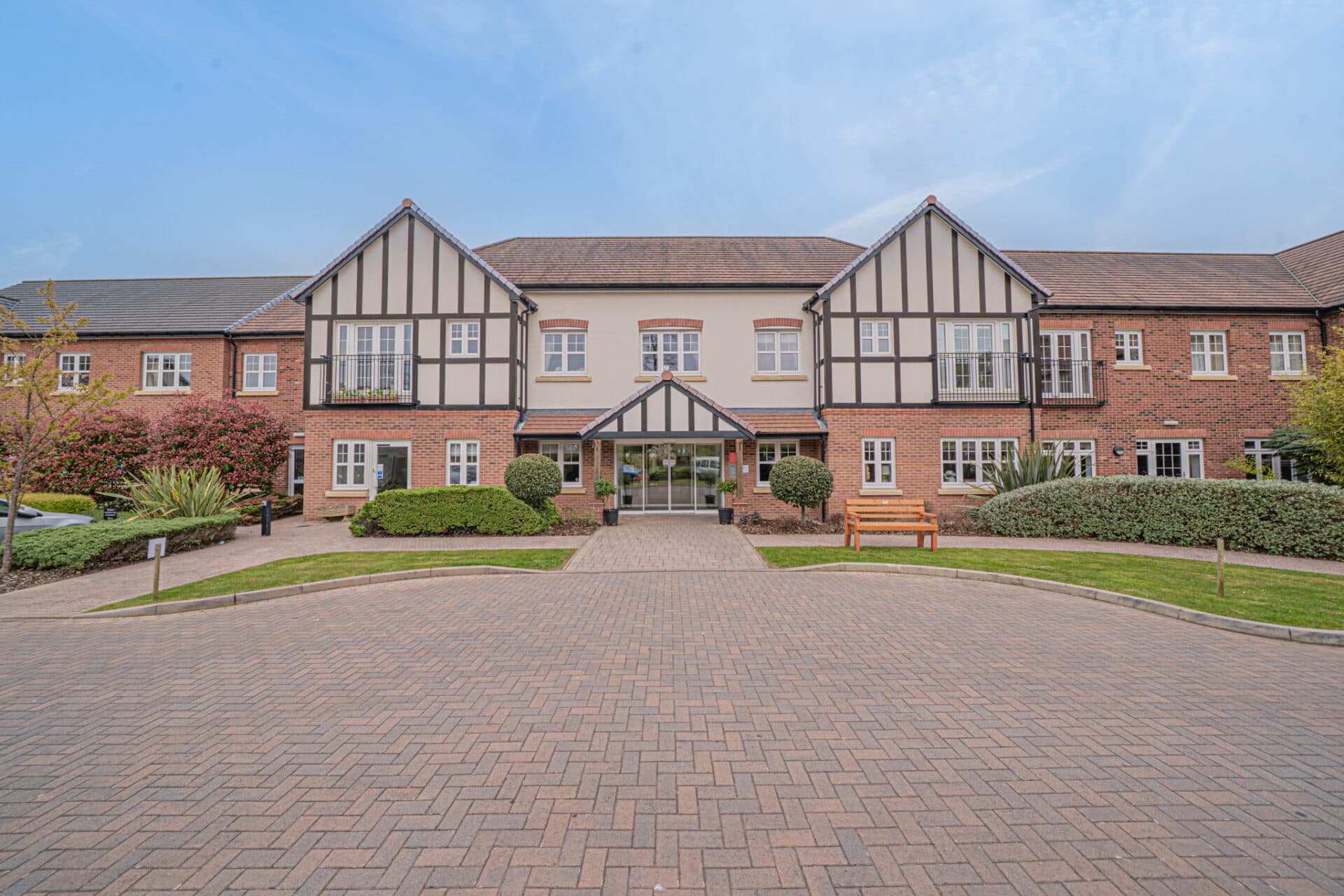 Apartment 14, Ravenshaw Court, Solihull, 73 Four Ashes Road, B93 8NA