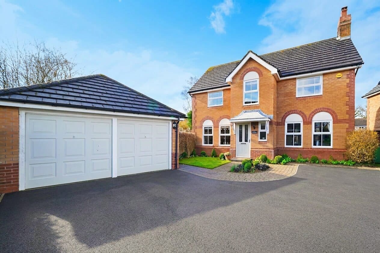 Chipstone Close, Solihull, Solihull, B91 3YS