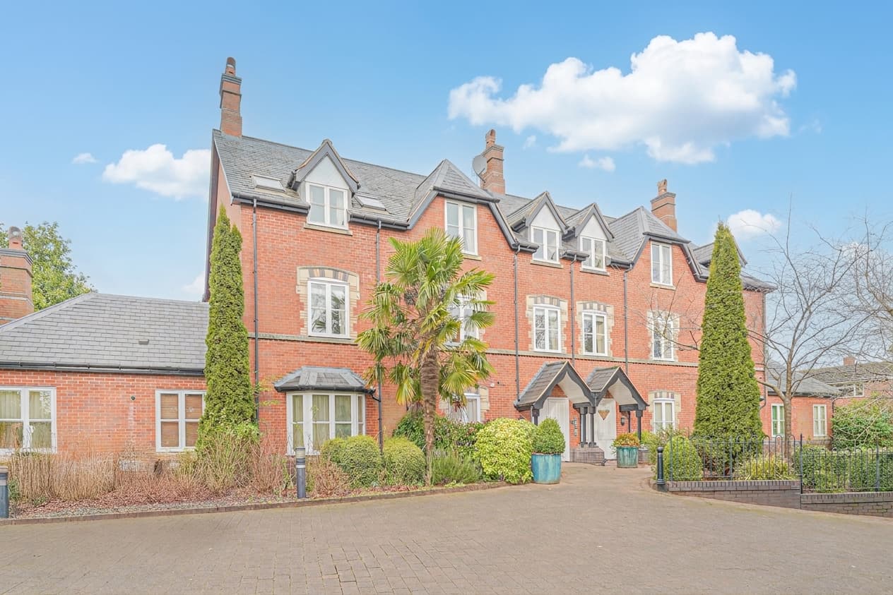 Apartment 8, The Willows, Solihull, 37 Avenue Road, B93 8LA