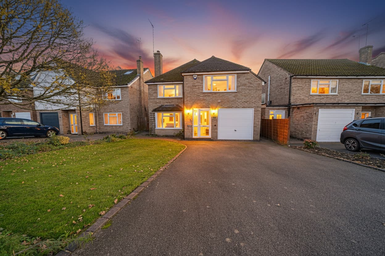 Westfield Close, Dorridge, Solihull, Solihull, B93 8DY