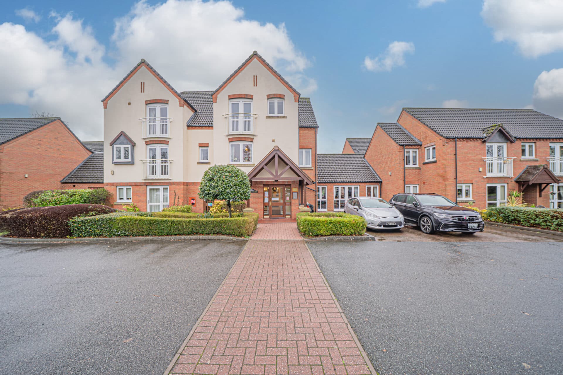 Apartment 35, Knights Court, 550 Kenilworth Road, Coventry, Balsall Common, CV7 7DQ