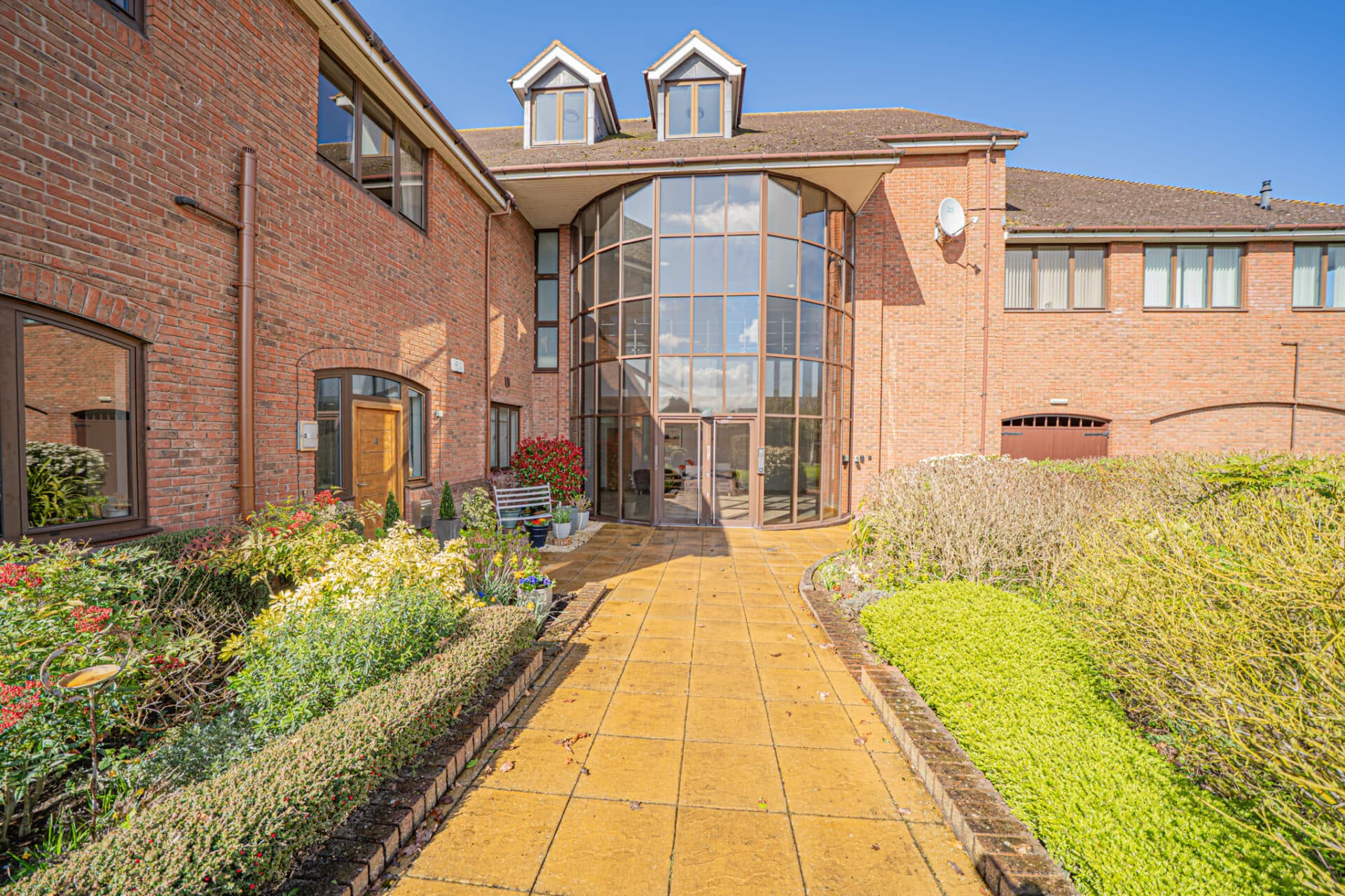 Flat 10, Kingswood Court, Solihull, 2405 Stratford Road, B94 6BD