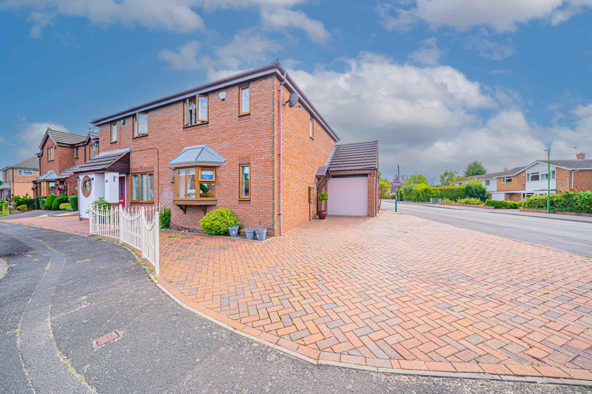 Enderby Close, Bentley Heath, Solihull, Solihull, B93 8LW
