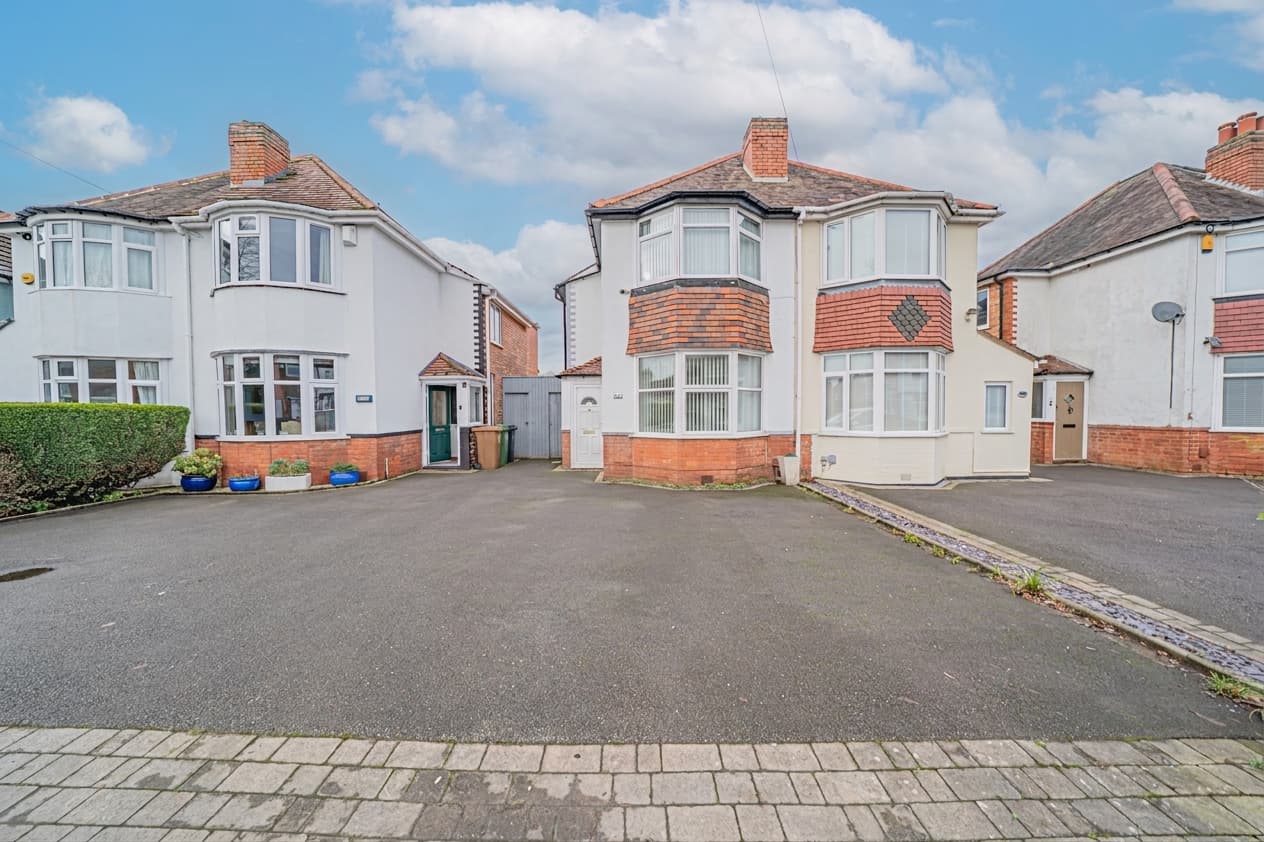 Marshall Lake Road, Shirley, Solihull, Solihull, B90 4RB