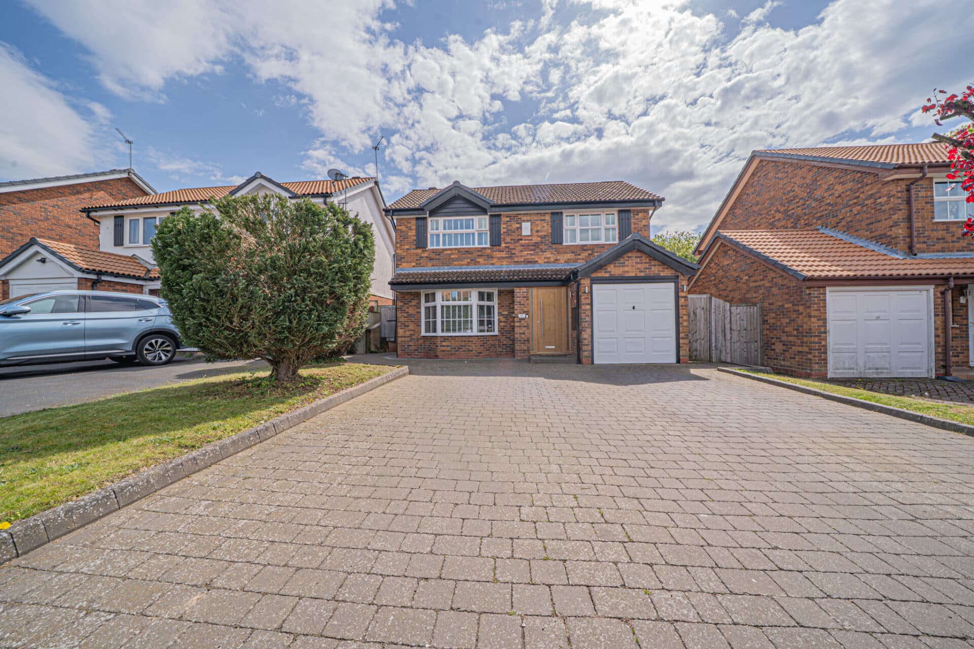Stoneton Crescent, Balsall Common, Coventry, Coventry, CV7 7QS