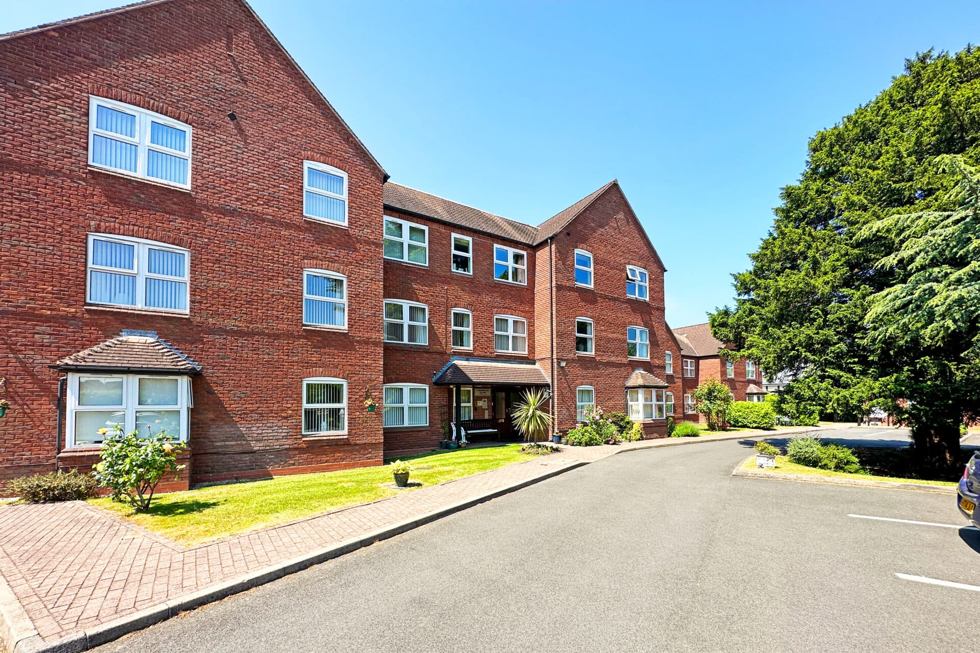 Flat 20, The Cedars, 21 Downing Close, Solihull, B93 0QA