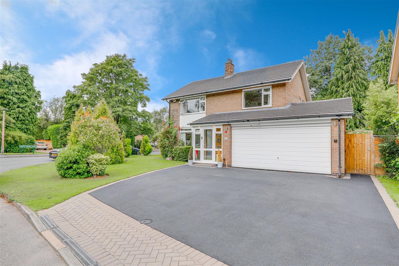 White House Green, Solihull, B91 1SJ