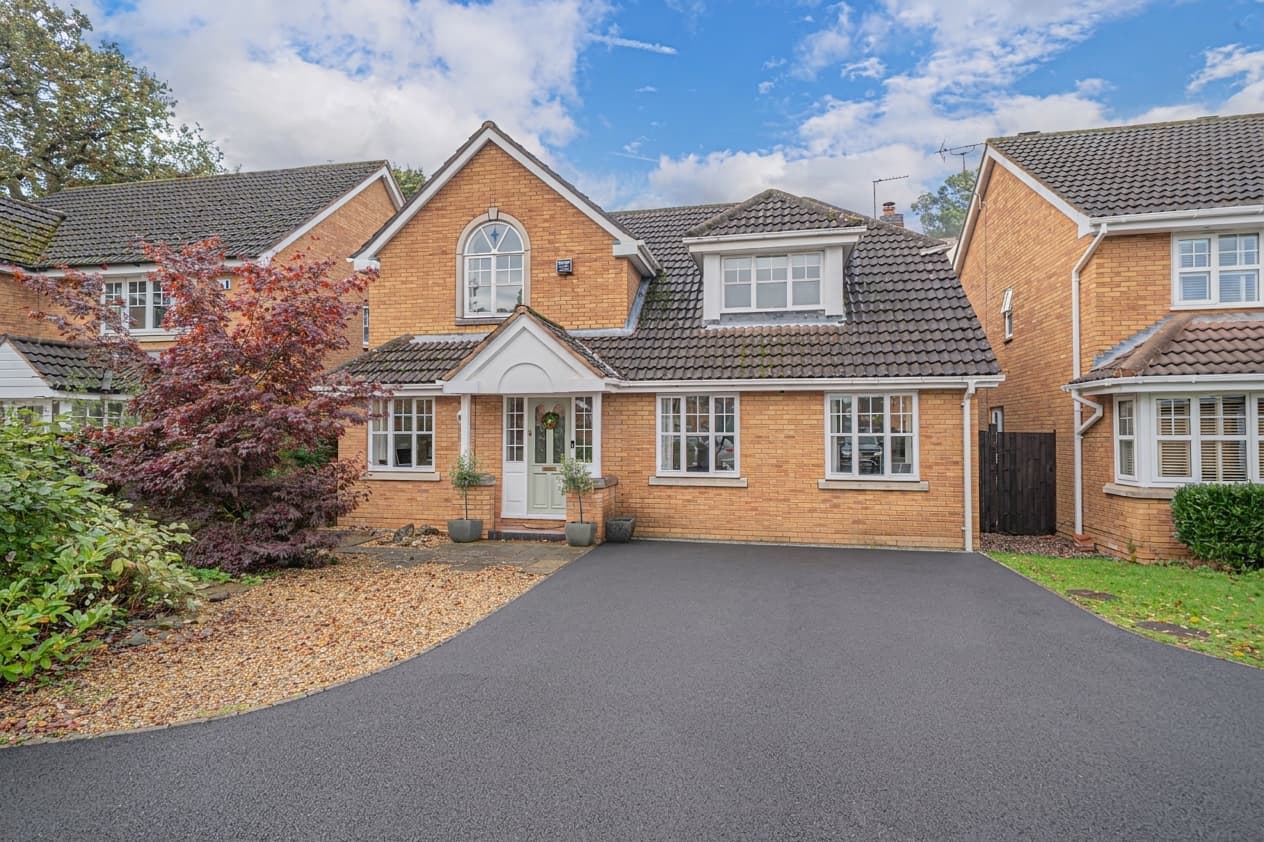 Bramshall Drive, Dorridge, Solihull, B93 8TG